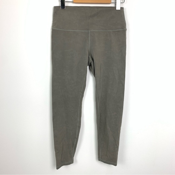 Zyia Active Camo Crop Leggings - Picture 1 of 6